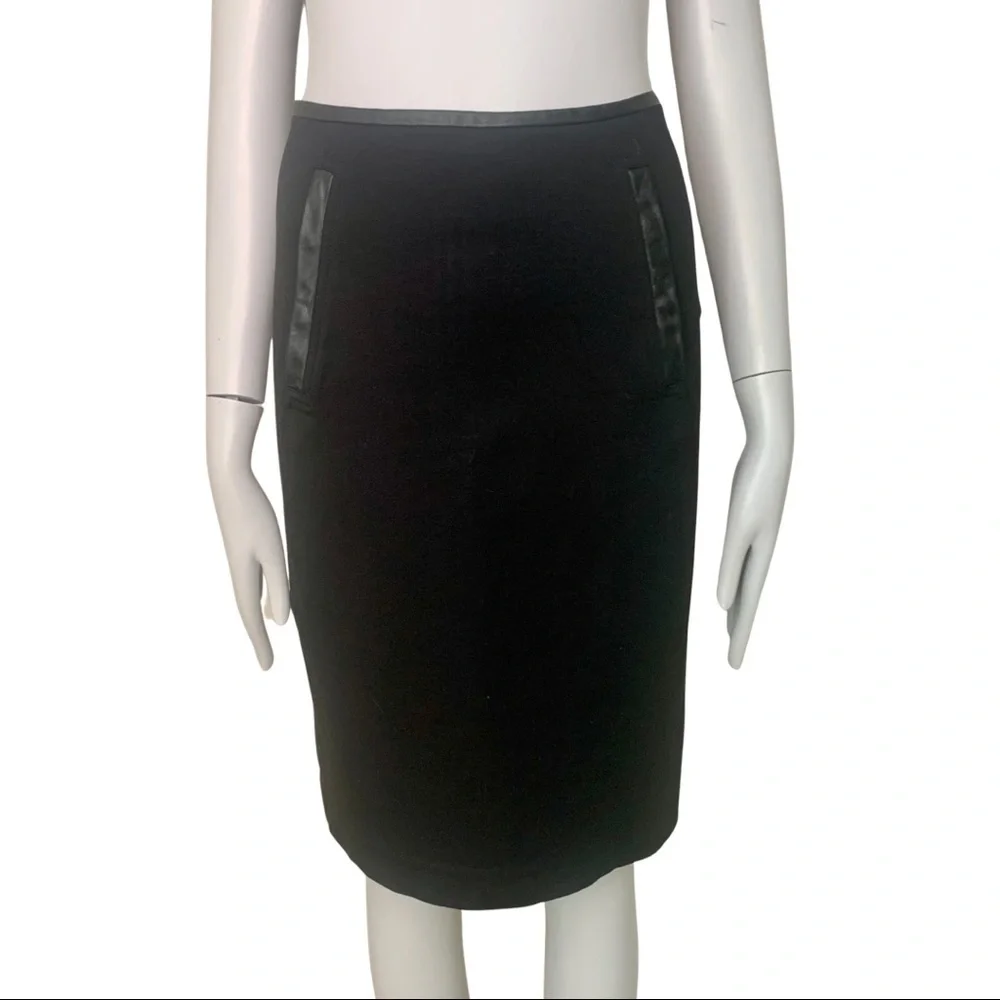 VINCE Black Ponte Knit Pencil Skirt Stretch Size 0